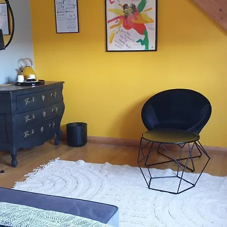 Poesie En Partage Bed & Breakfast