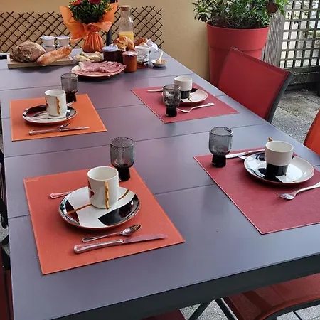 Poesie En Partage Bed & Breakfast *